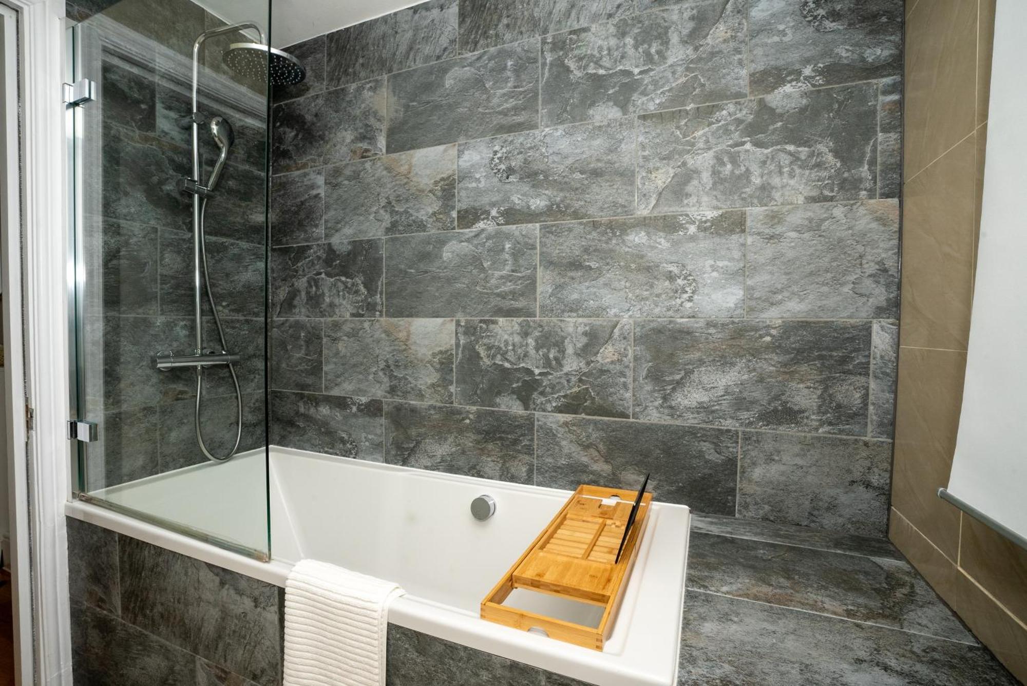 Prime Central London Apartment - Covent Garden - Oxford Street Екстериор снимка