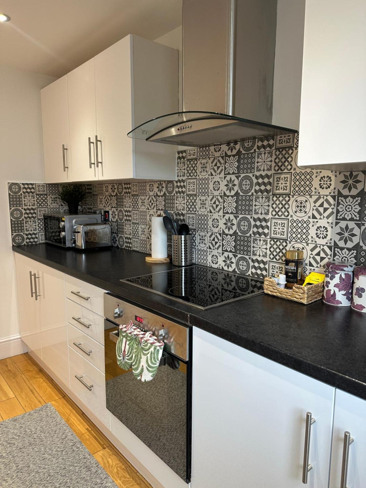 Stylish Flat Minutes From Covent Garden - West End Лондон Екстериор снимка