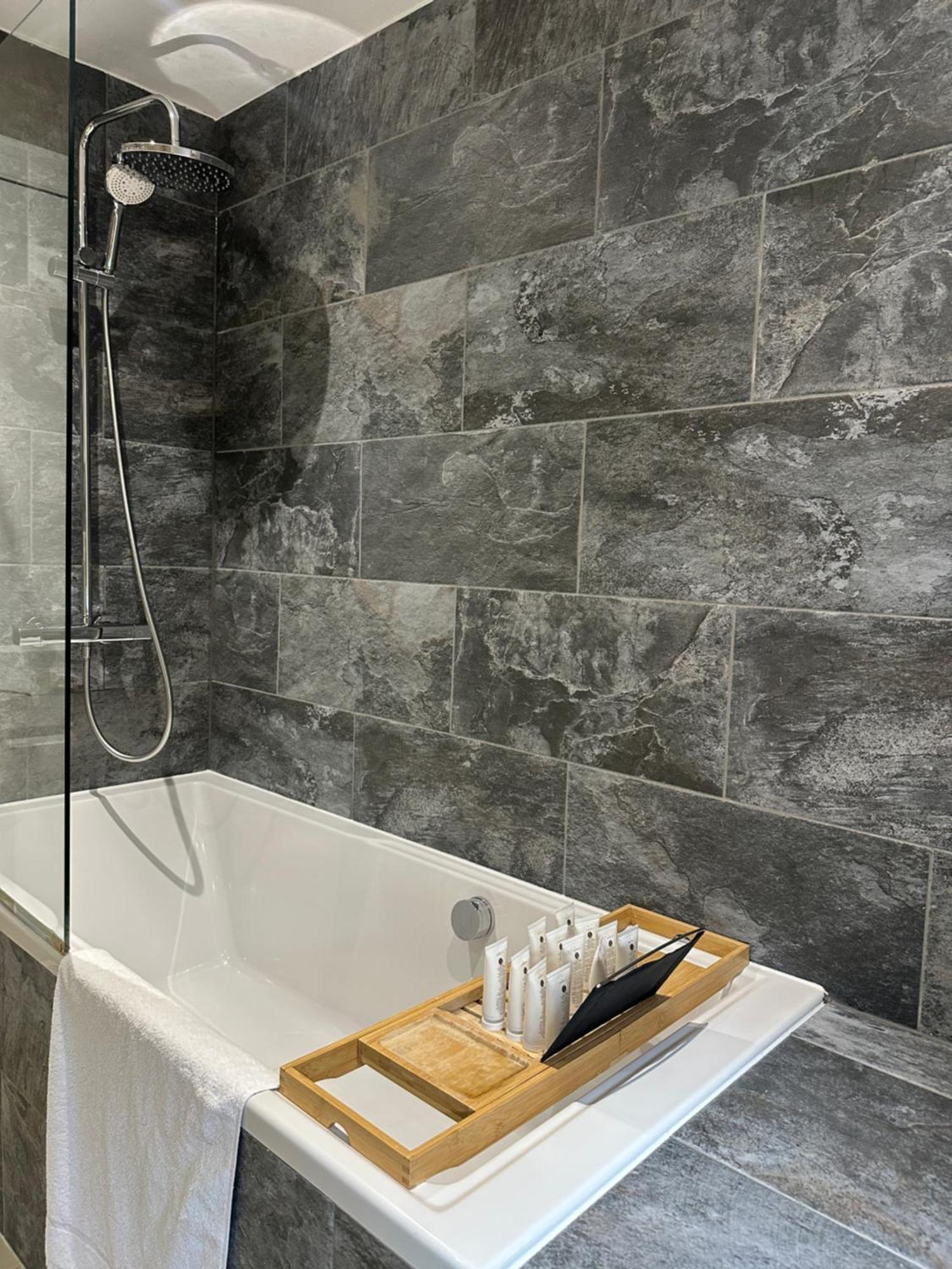 Stylish Flat Minutes From Covent Garden - West End Лондон Екстериор снимка